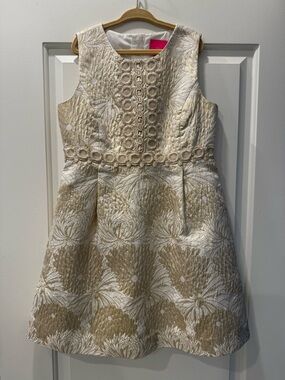 Lilly Pulitzer Girls Mini Clare Dress, Gold Metallic Full Bloom Brocade